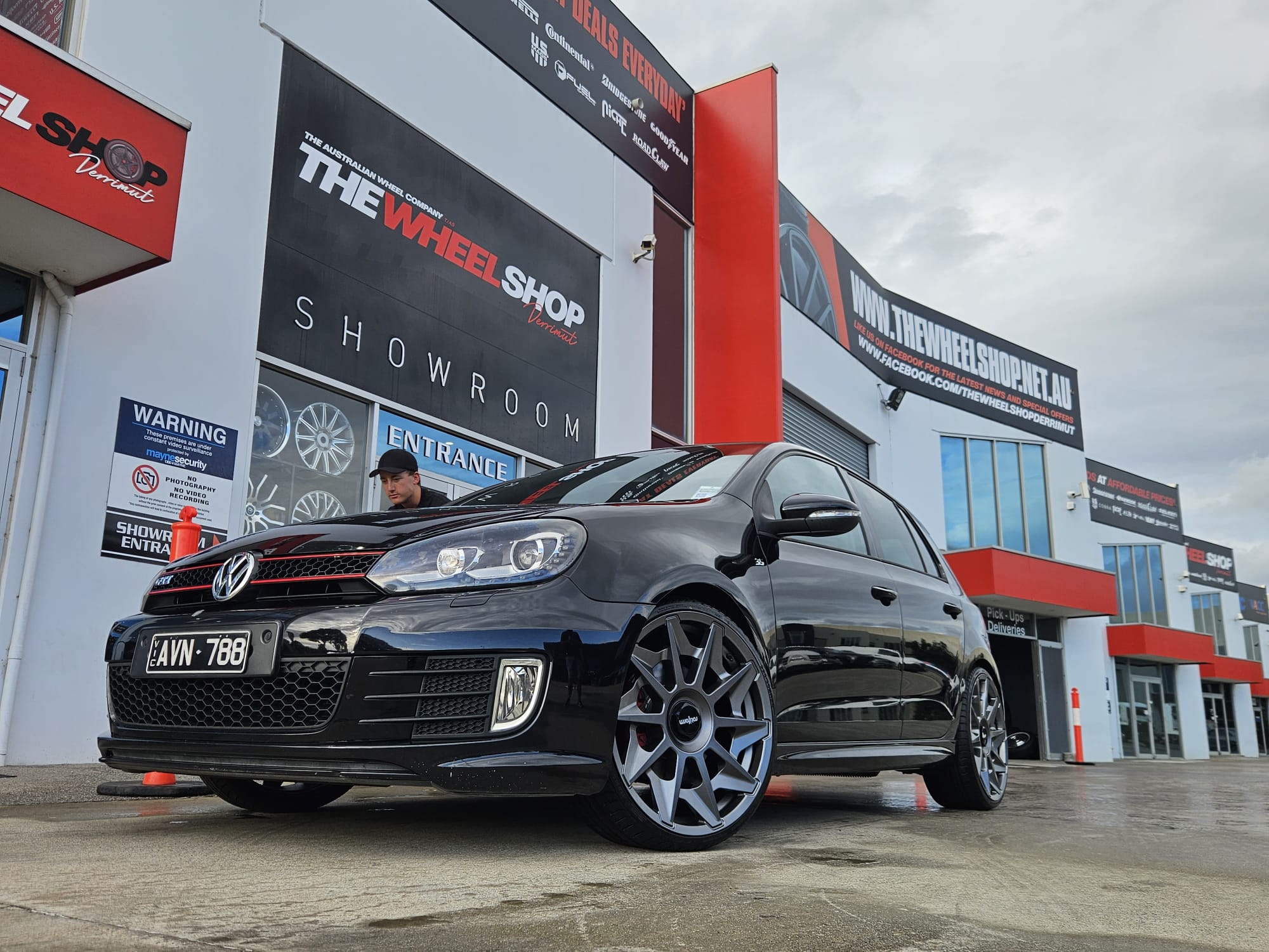 VOLKSWAGEN GOLF GTI WITH ROTIFORM WHEELS |  | VW